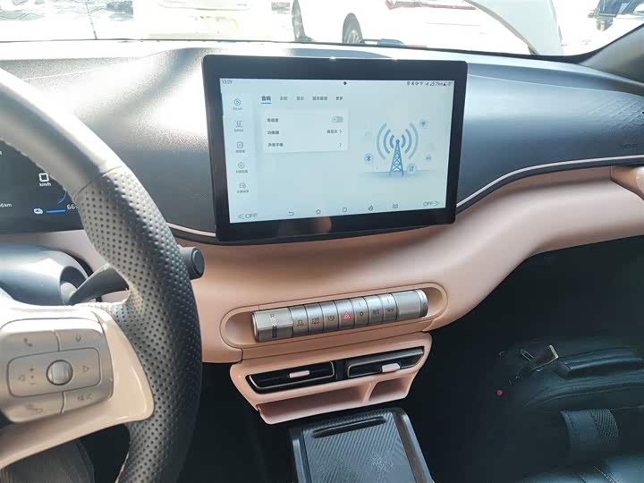 Фото 13 - BYD Seagull