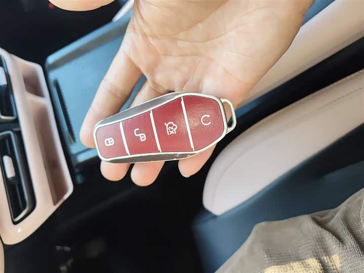 Фото 9 - BYD Seagull