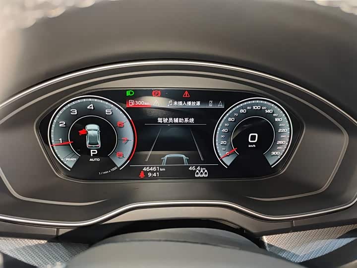 Фото 12 - Audi Q5L