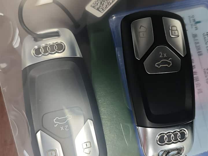 Фото 9 - Audi Q5L