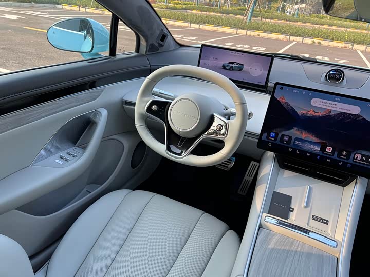 Фото 10 - Luxeed S7