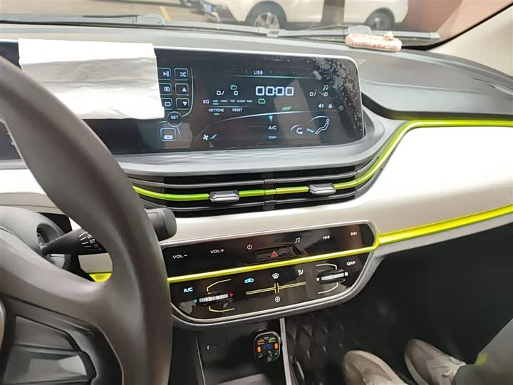 Фото 6 - Changan BenBen E-Star