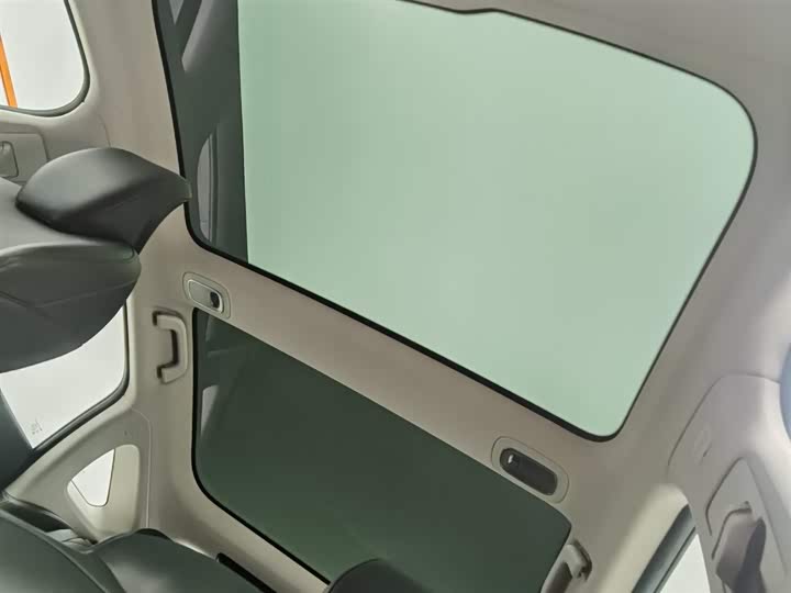 Фото 14 - XPeng P7