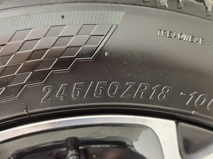 Фото 24 - XPeng P7