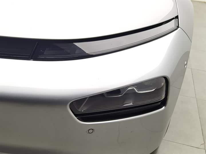 Фото 7 - XPeng P7