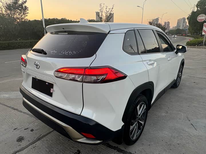 Фото 13 - Toyota Frontlander