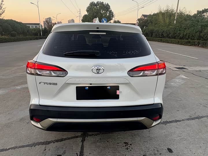 Фото 14 - Toyota Frontlander