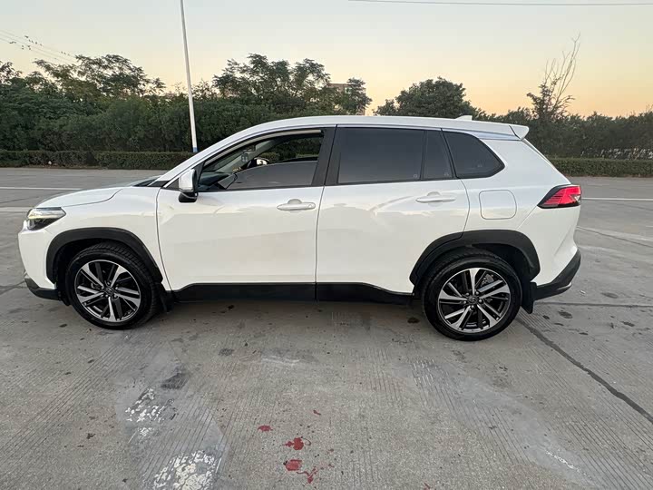 Фото 4 - Toyota Frontlander