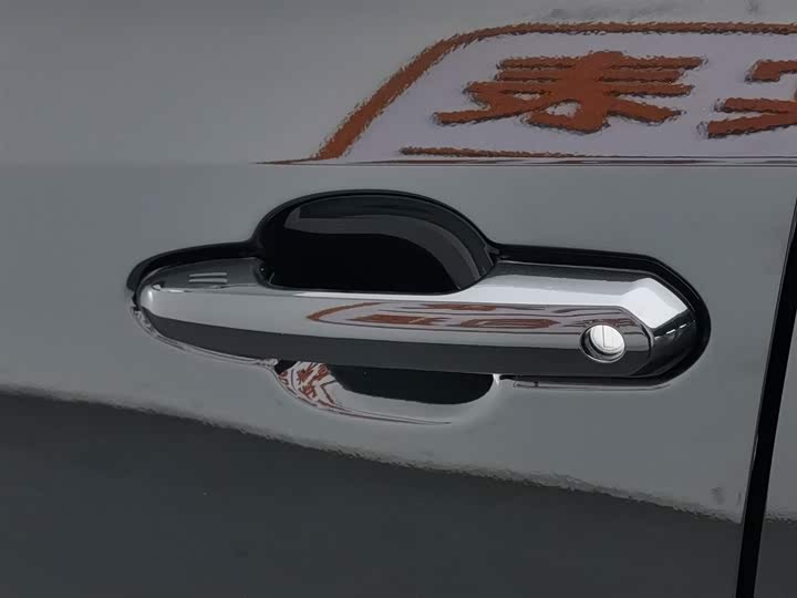 Фото 18 - Toyota Wildlander