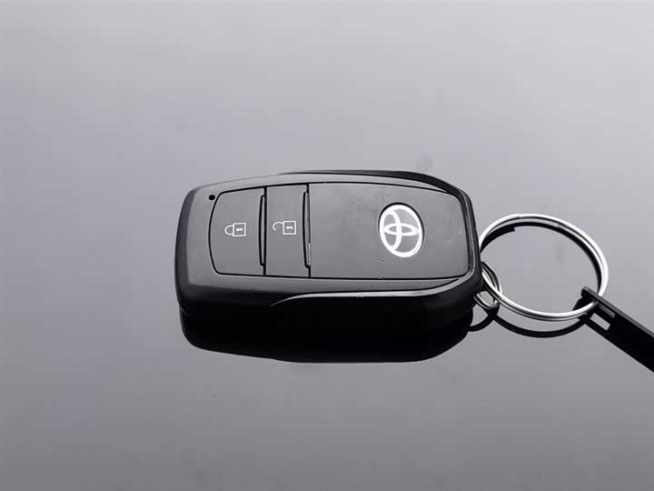 Фото 19 - Toyota Wildlander