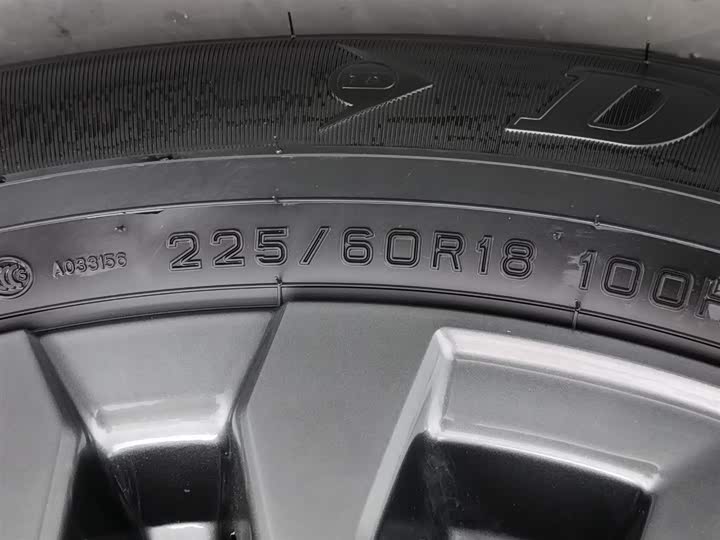 Фото 24 - Toyota Wildlander