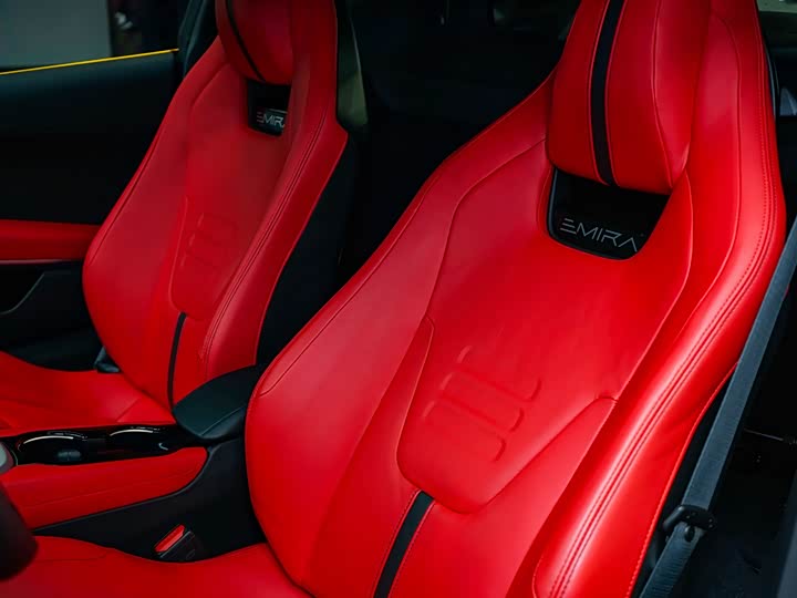 Фото 11 - Lotus Emira