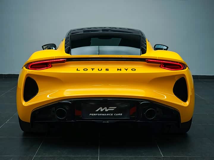 Фото 7 - Lotus Emira