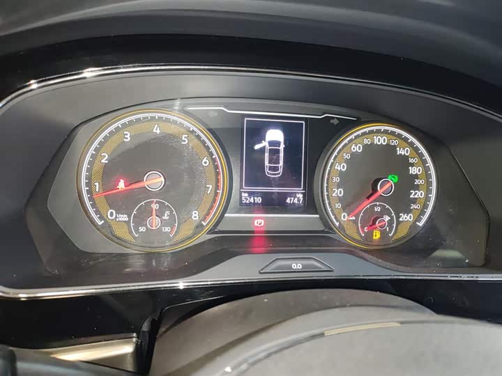 Фото 12 - Volkswagen Passat