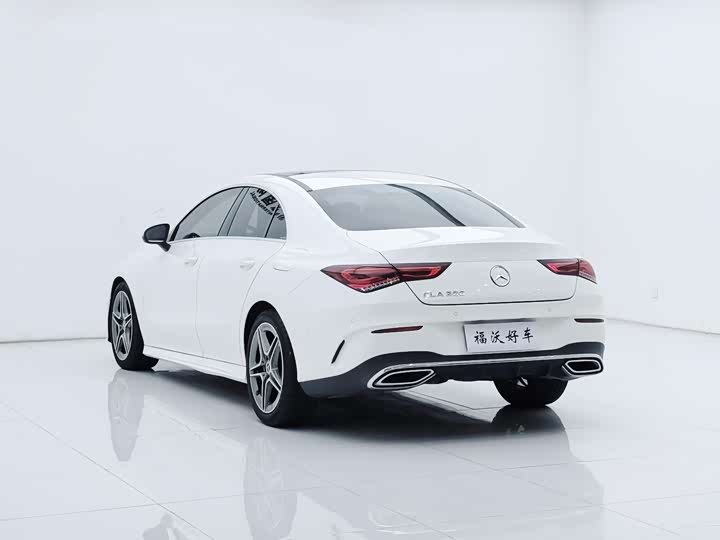 Фото 26 - Mercedes-Benz CLA-Class