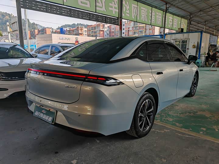 Фото 8 - GAC Aion S Max