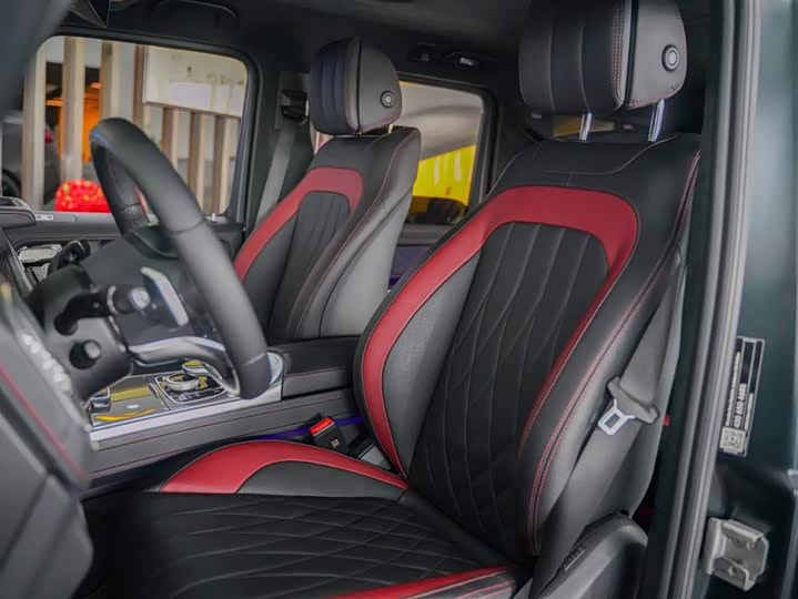 Фото 11 - Mercedes-Benz G-Class