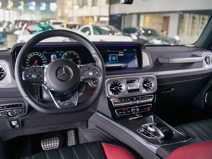 Фото 2 - Mercedes-Benz G-Class