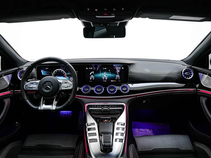 Фото 10 - Mercedes-Benz AMG GT