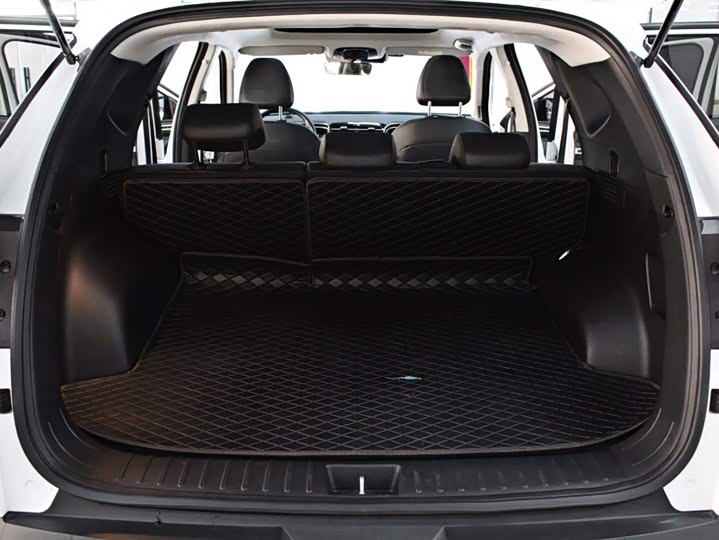 Фото 13 - Hyundai Tucson L