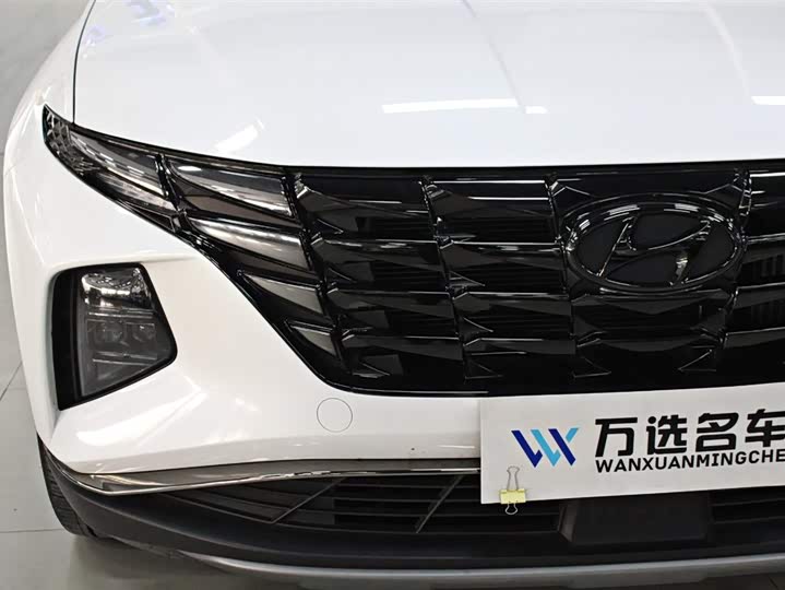 Фото 2 - Hyundai Tucson L