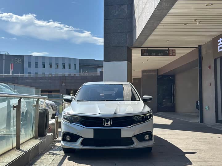 Фото 2 - Honda Envix