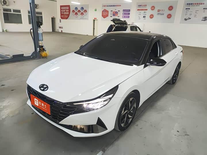 Фото 1 - Hyundai Elantra N line