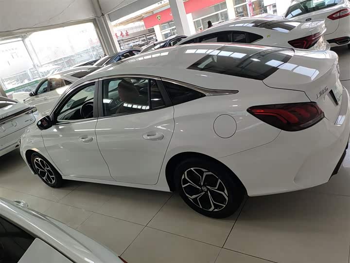 Фото 5 - MG Motor 5