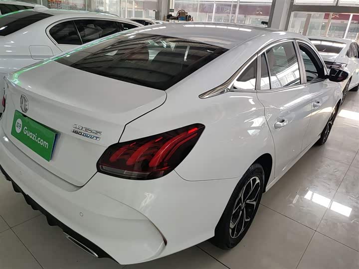 Фото 7 - MG Motor 5