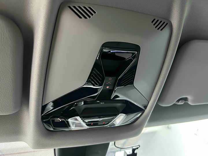 Фото 14 - BMW 2 Series