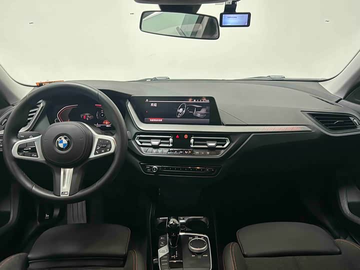Фото 26 - BMW 2 Series