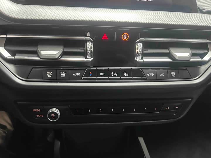 Фото 9 - BMW 2 Series