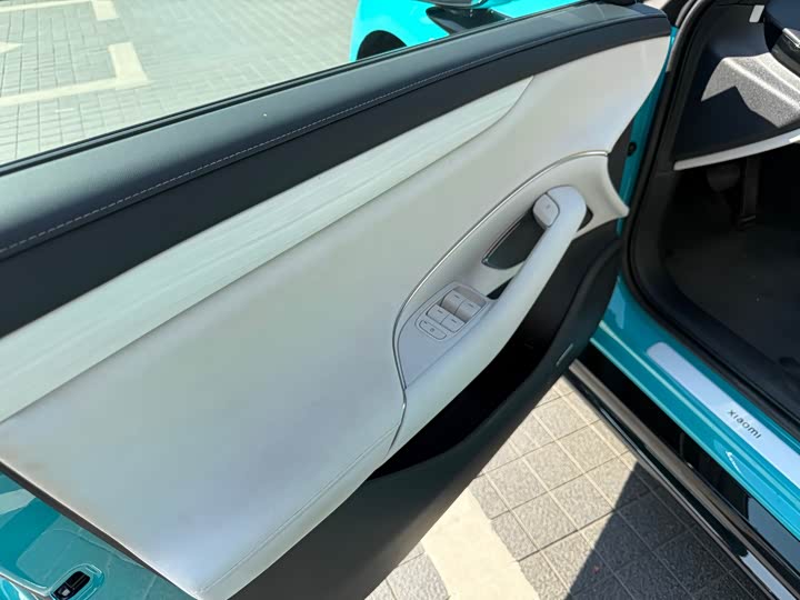 Фото 10 - Xiaomi SU7