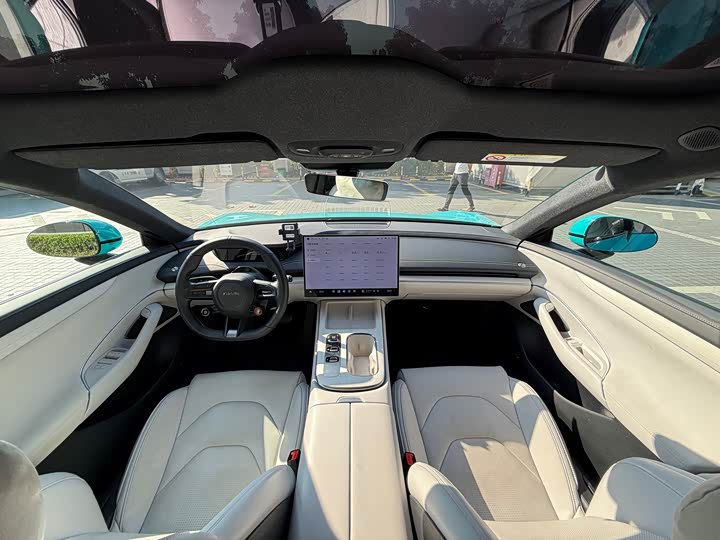 Фото 17 - Xiaomi SU7