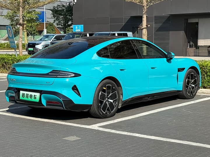 Фото 4 - Xiaomi SU7