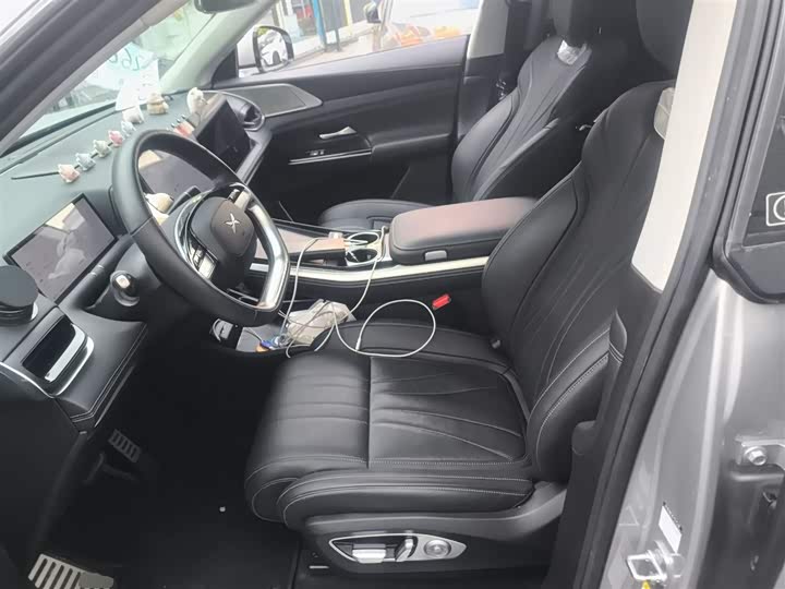 Фото 15 - XPeng G9