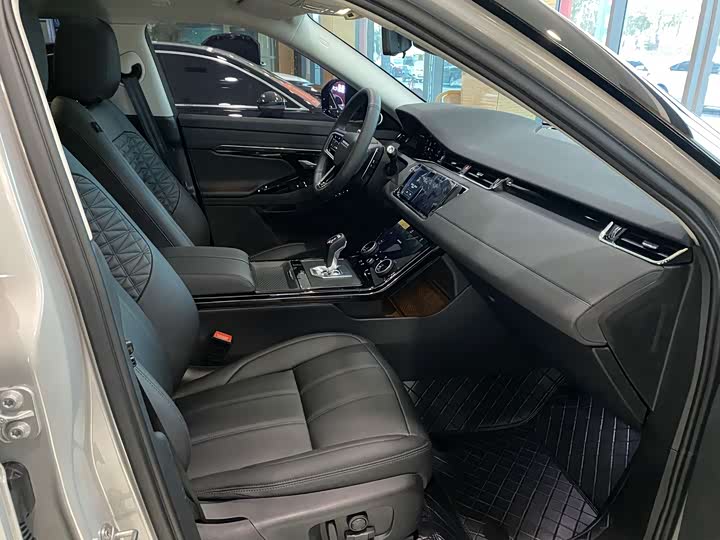 Фото 15 - Land Rover Range Rover Evoque L