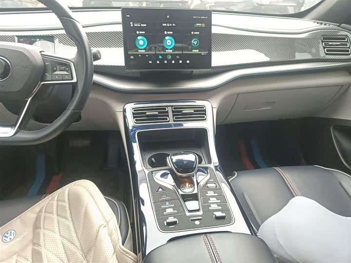 Фото 14 - BYD Qin Plus