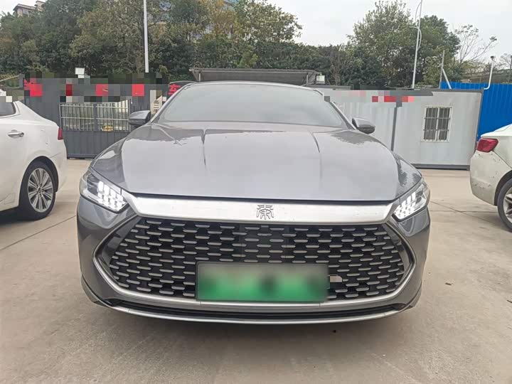 Фото 3 - BYD Qin Plus