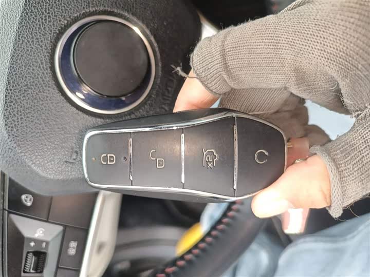 Фото 9 - BYD Qin Plus