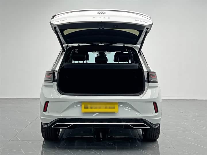 Фото 12 - Volkswagen T-Roc