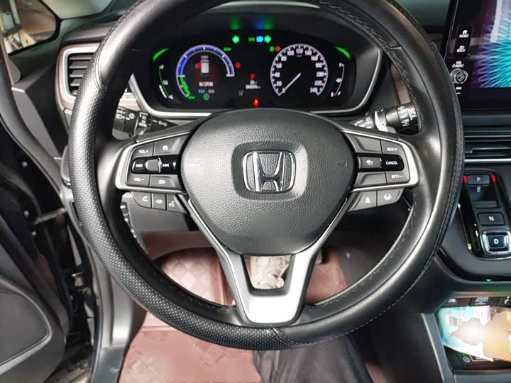 Фото 11 - Honda Odyssey