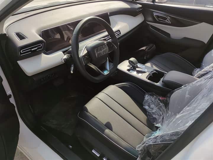 Фото 15 - Beijing EU5 Plus