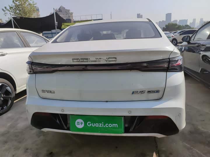 Фото 6 - Beijing EU5 Plus