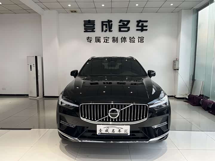 Фото 2 - Volvo XC60