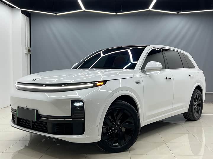 Фото 1 - LiXiang L7