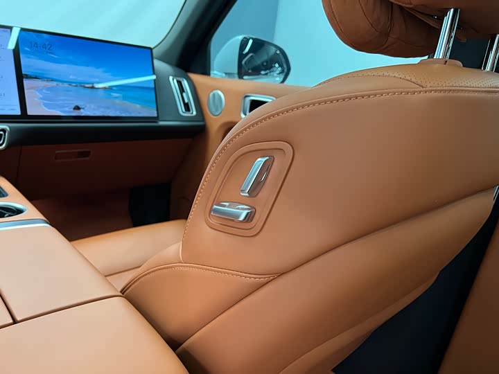 Фото 9 - LiXiang L7