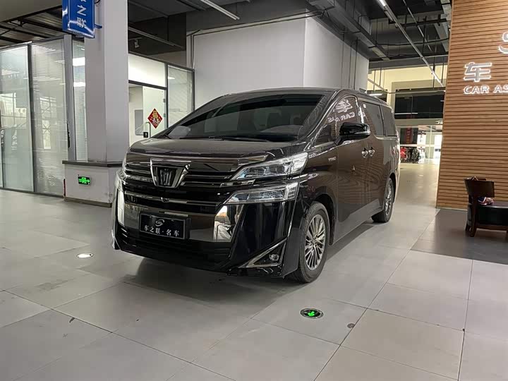 Фото 1 - Toyota Vellfire