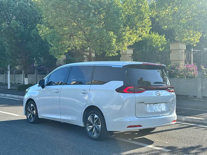 Фото 18 - GAC Trumpchi M6