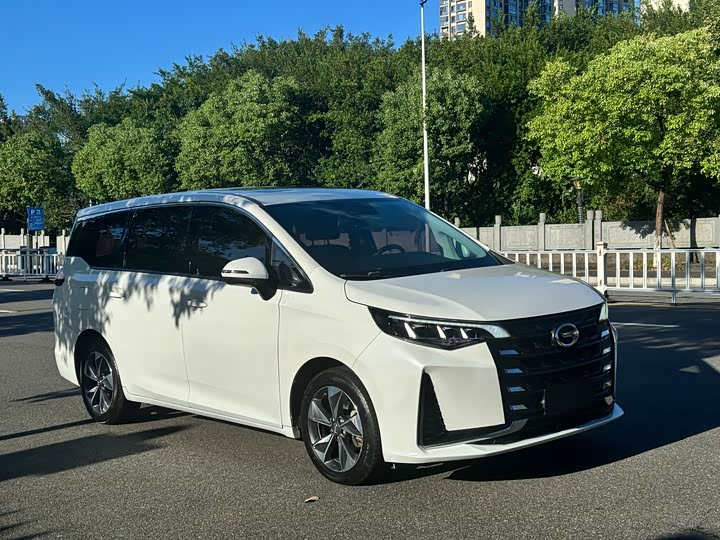 Фото 3 - GAC Trumpchi M6